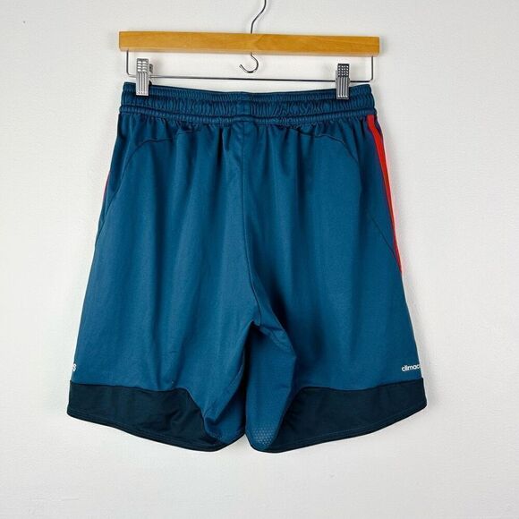 Adidas FC Bayern Munchen Climacool Shorts in Red Blue Black - Picture 5 of 8